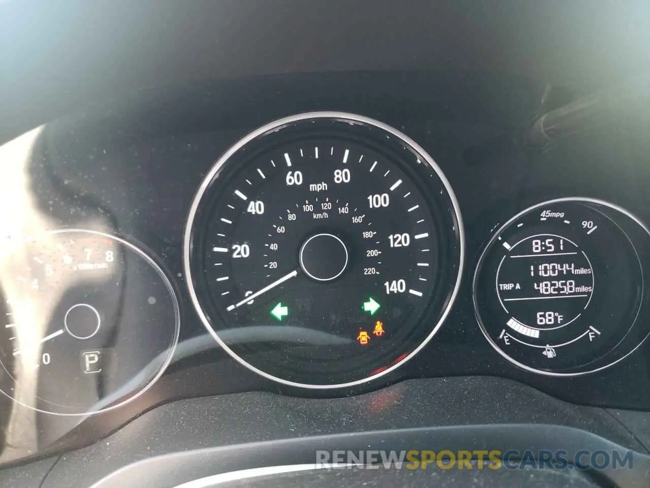 9 Photograph of a damaged car 3CZRU6H14KG730336 HONDA HR-V 2019
