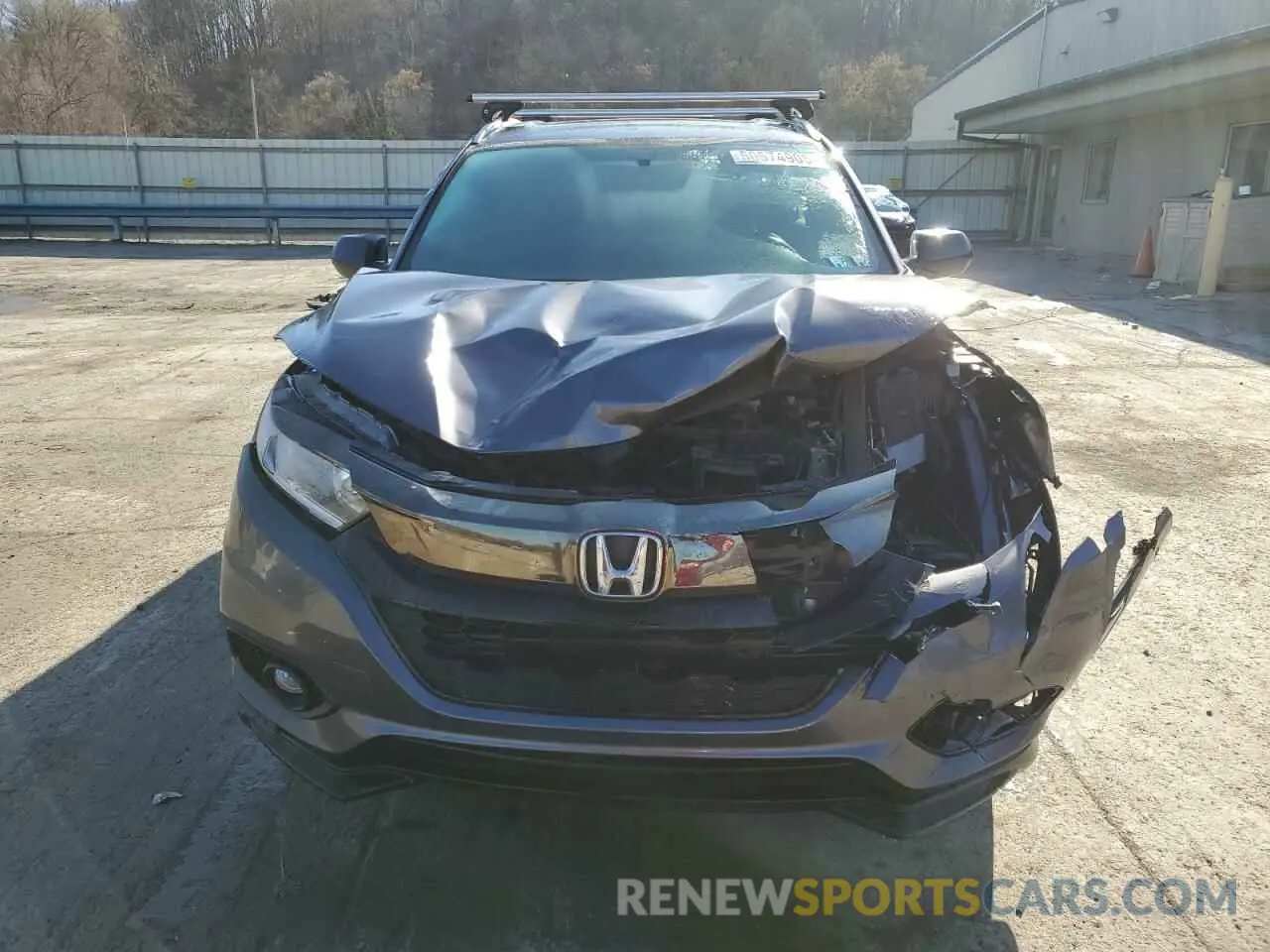 5 Photograph of a damaged car 3CZRU6H14KM704756 HONDA HR-V 2019