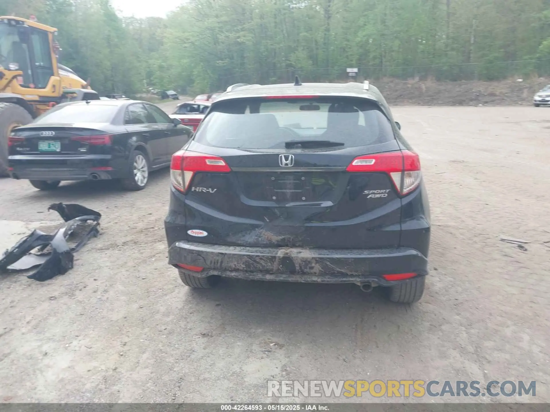 16 Photograph of a damaged car 3CZRU6H14KM739555 HONDA HR-V 2019
