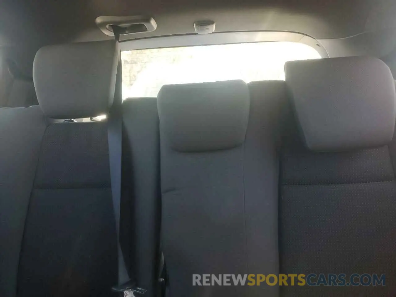 10 Photograph of a damaged car 3CZRU6H15KM707293 HONDA HR-V 2019