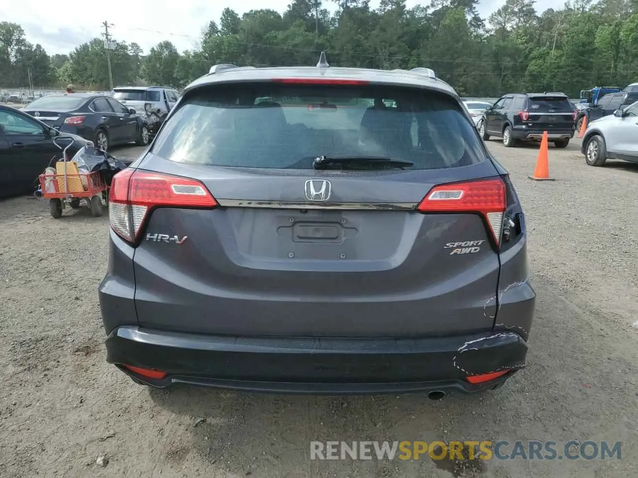 6 Photograph of a damaged car 3CZRU6H16KG704076 HONDA HR-V 2019