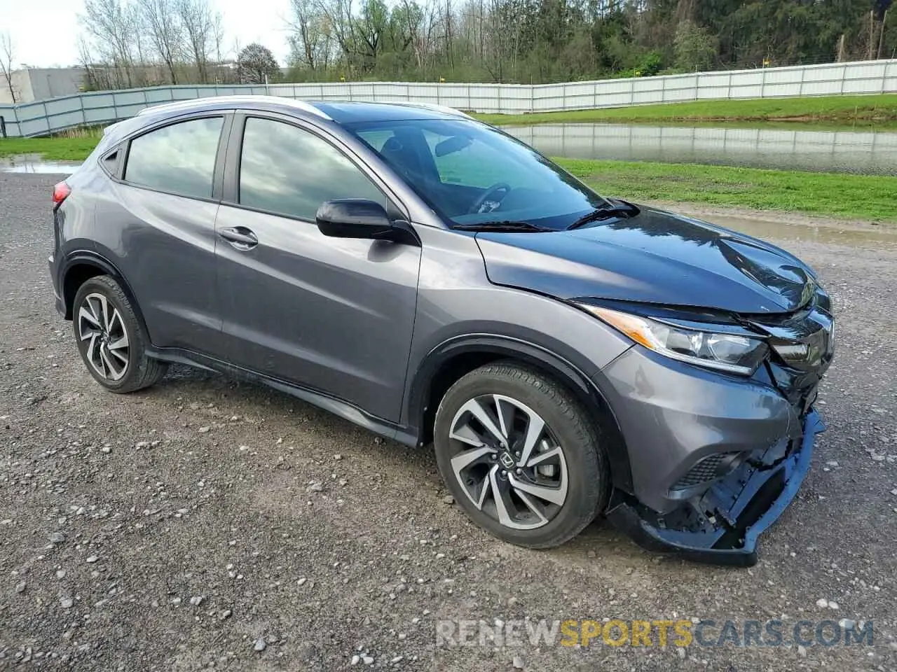 4 Photograph of a damaged car 3CZRU6H16KG705535 HONDA HR-V 2019