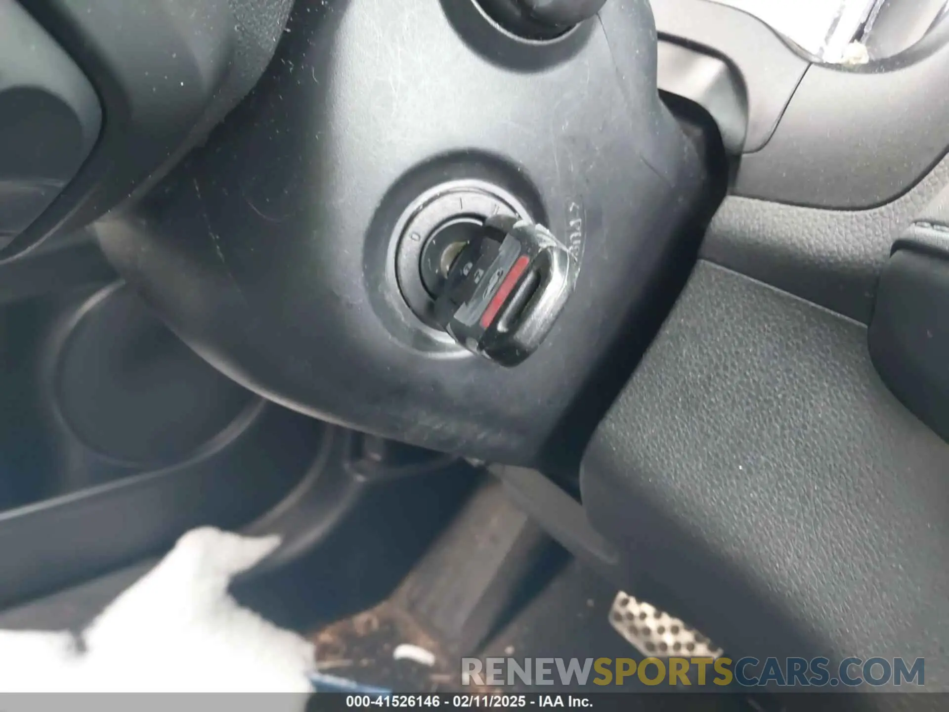 11 Photograph of a damaged car 3CZRU6H17KG702837 HONDA HR-V 2019