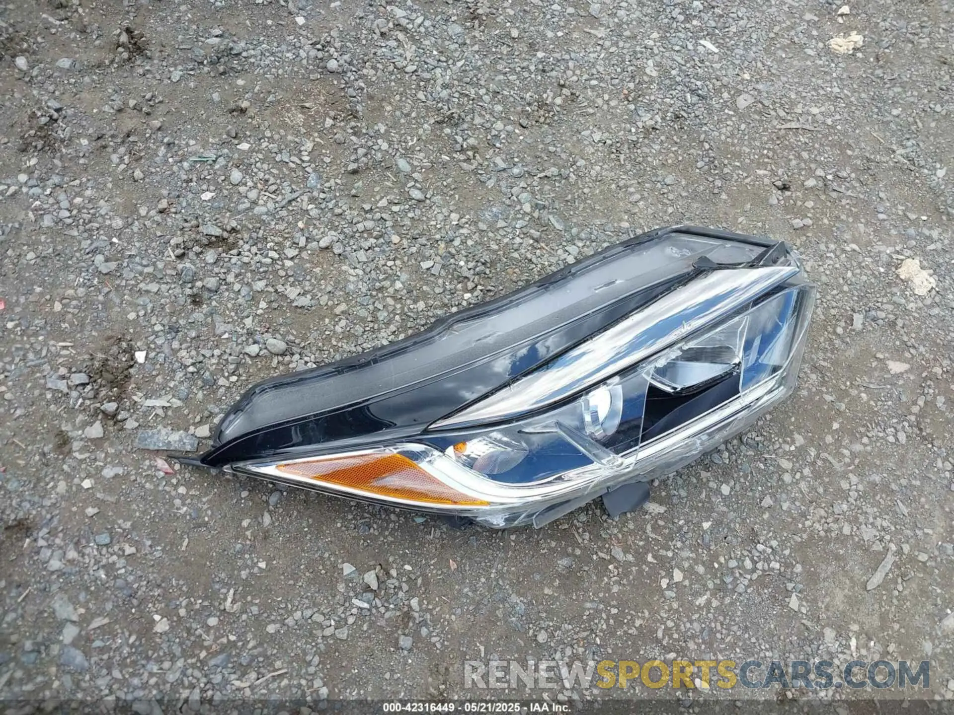 12 Photograph of a damaged car 3CZRU6H17KG711912 HONDA HR-V 2019