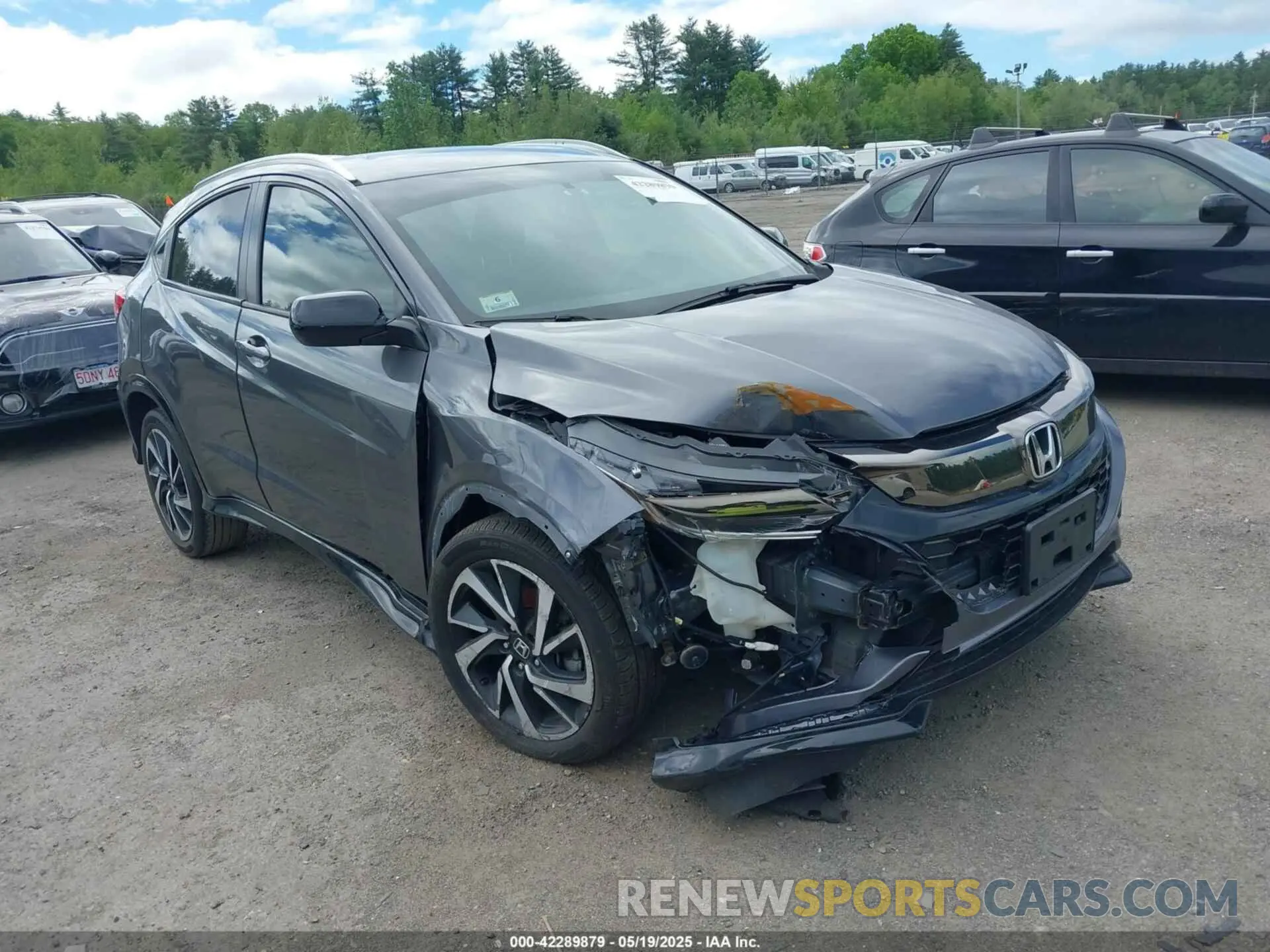 1 Photograph of a damaged car 3CZRU6H17KG712073 HONDA HR-V 2019