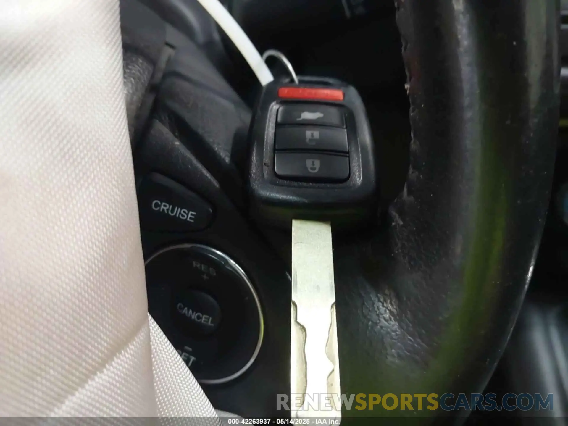 11 Photograph of a damaged car 3CZRU6H17KG720805 HONDA HR-V 2019