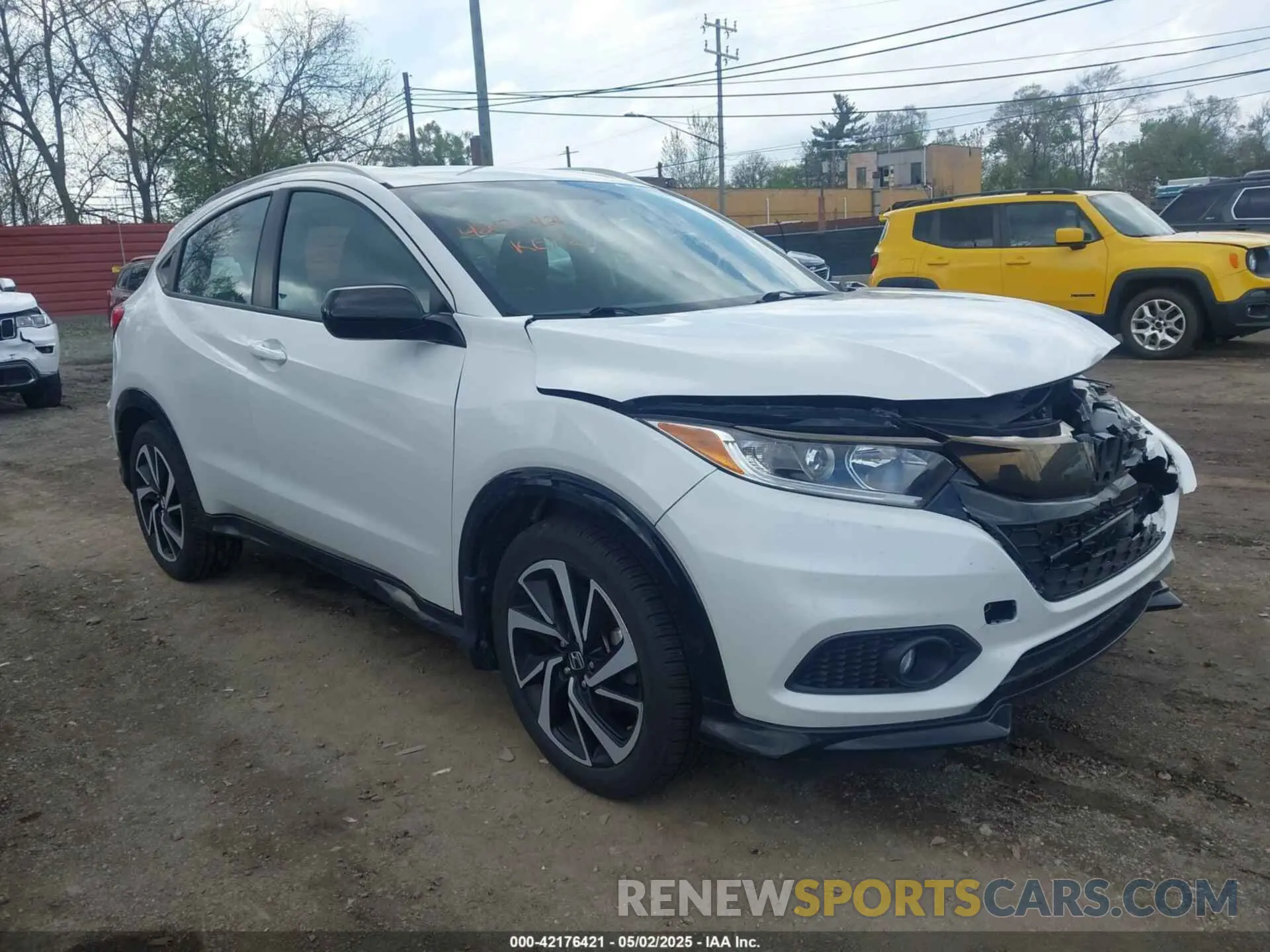 1 Photograph of a damaged car 3CZRU6H17KM725424 HONDA HR-V 2019