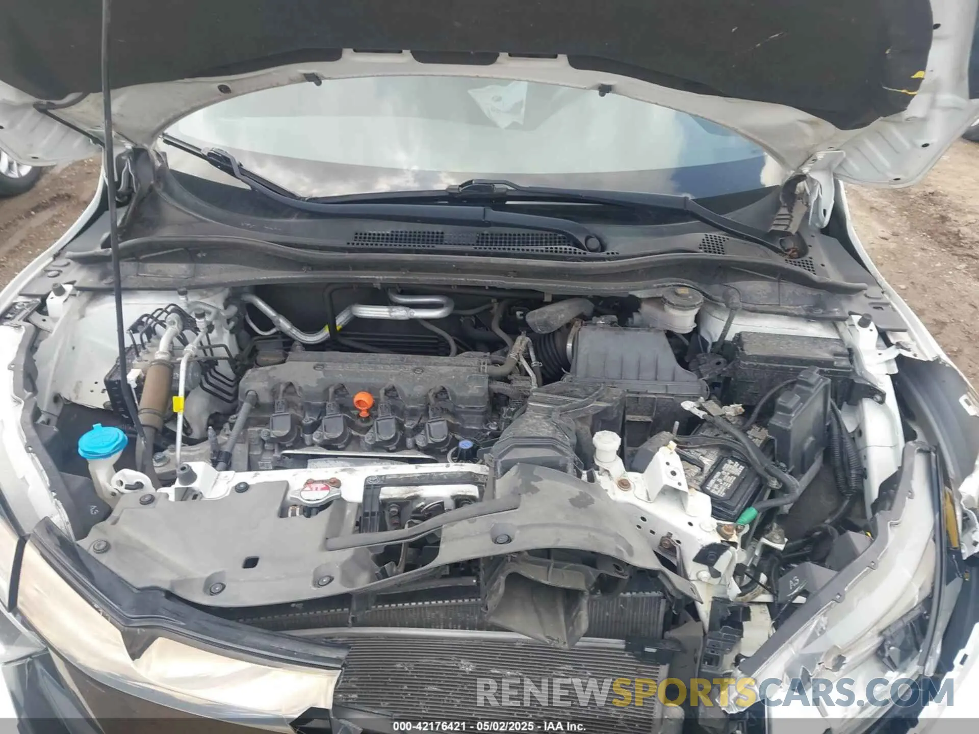 10 Photograph of a damaged car 3CZRU6H17KM725424 HONDA HR-V 2019