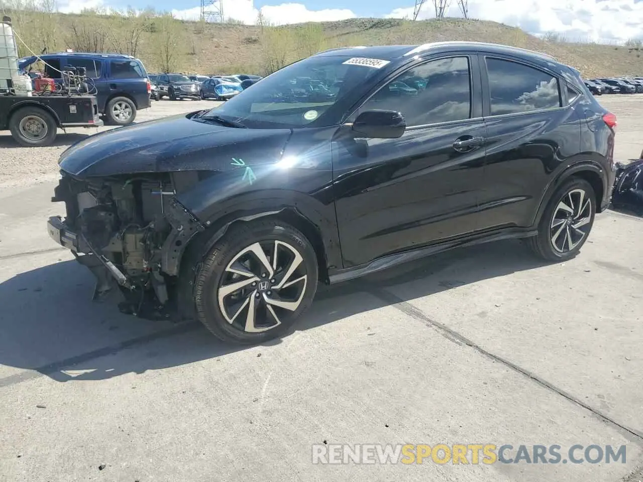 1 Photograph of a damaged car 3CZRU6H17KM737699 HONDA HR-V 2019