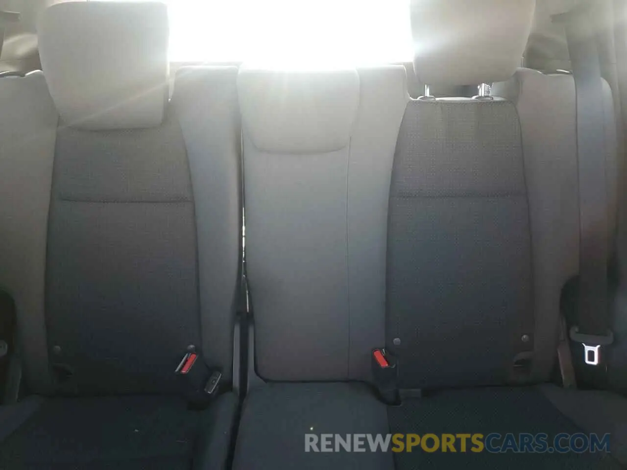10 Photograph of a damaged car 3CZRU6H17KM737699 HONDA HR-V 2019