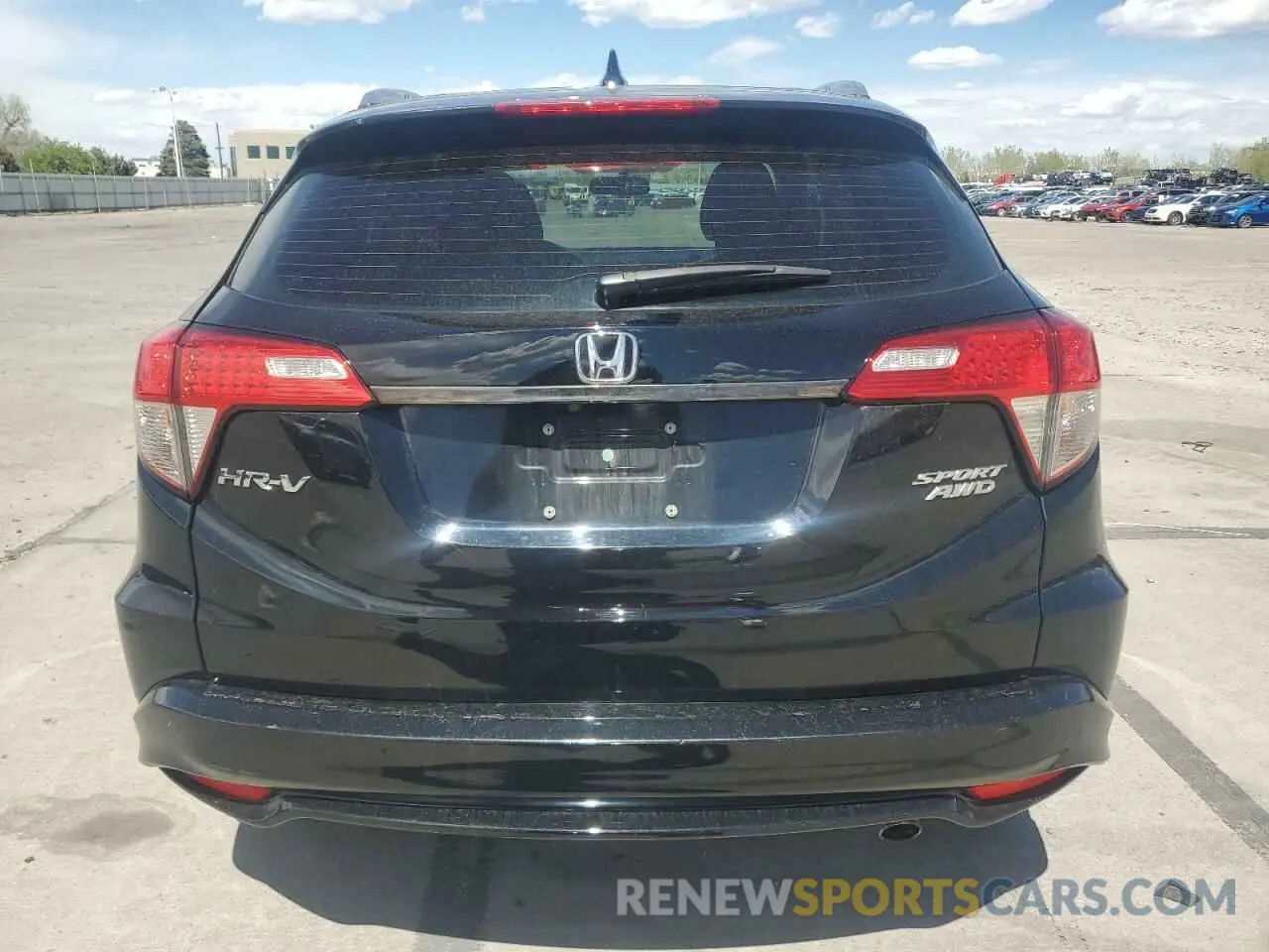 6 Photograph of a damaged car 3CZRU6H17KM737699 HONDA HR-V 2019