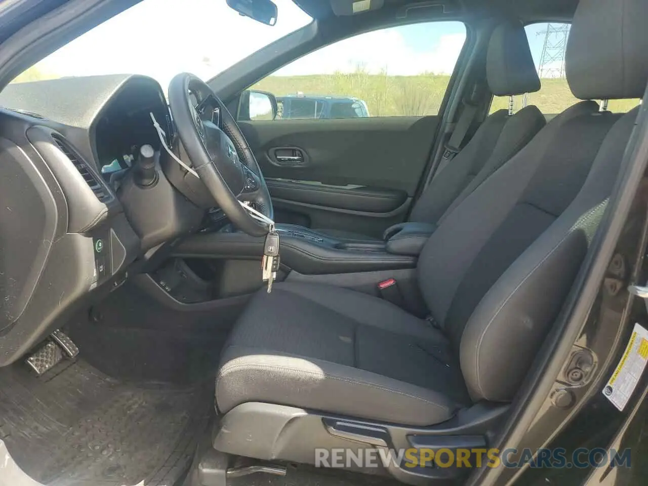 7 Photograph of a damaged car 3CZRU6H17KM737699 HONDA HR-V 2019