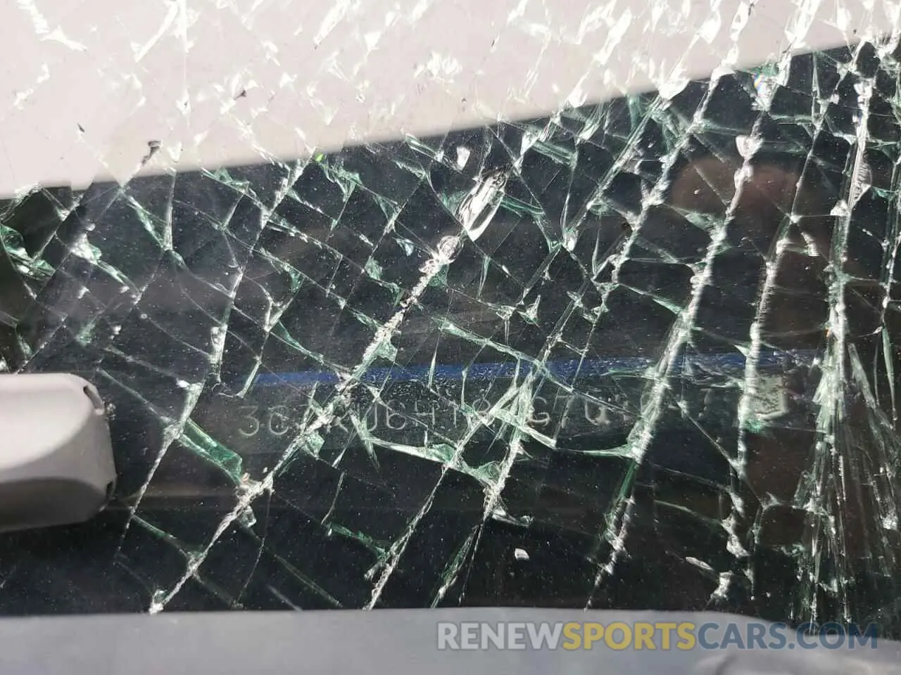12 Photograph of a damaged car 3CZRU6H18KG701647 HONDA HR-V 2019