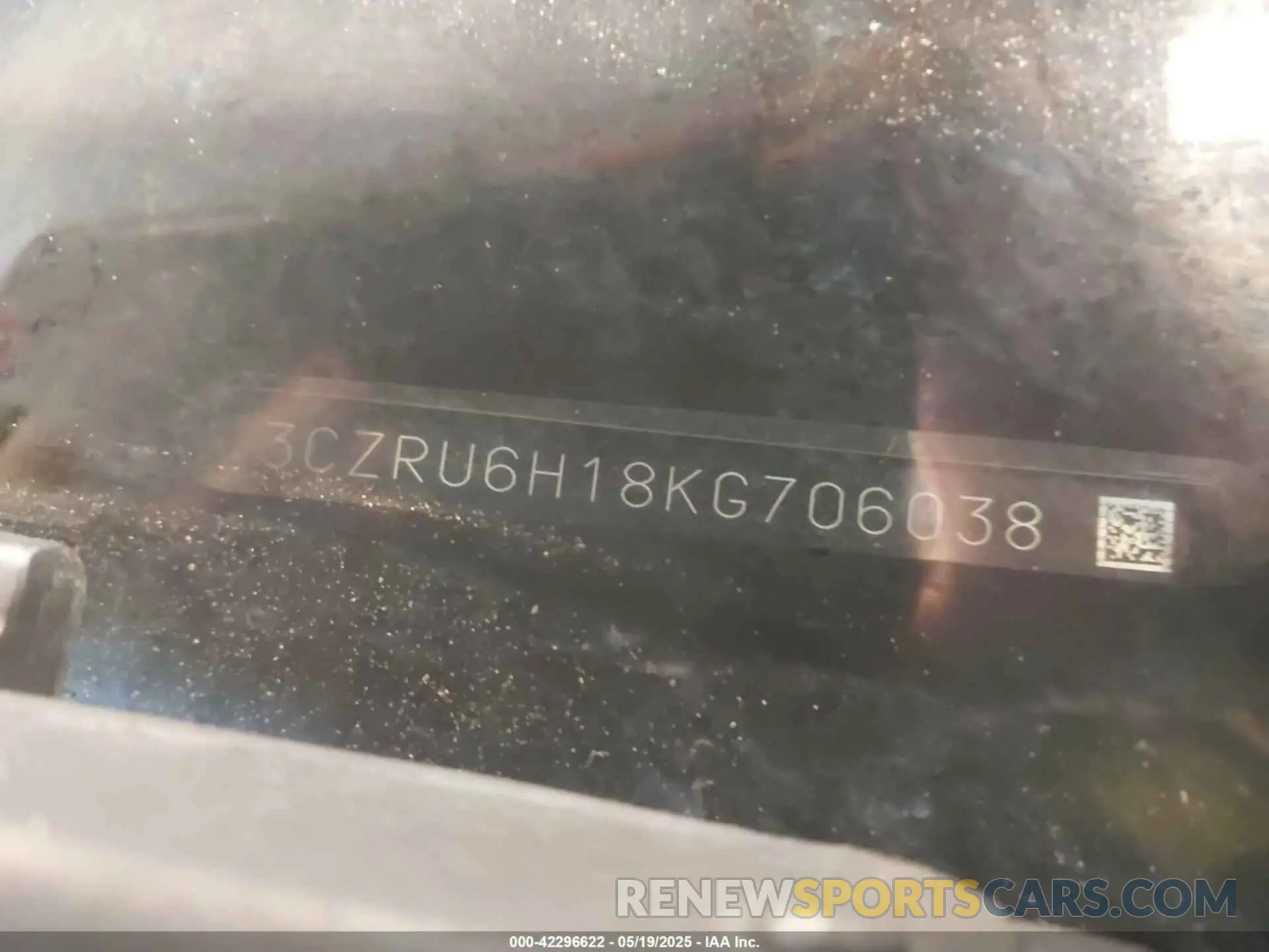9 Photograph of a damaged car 3CZRU6H18KG706038 HONDA HR-V 2019