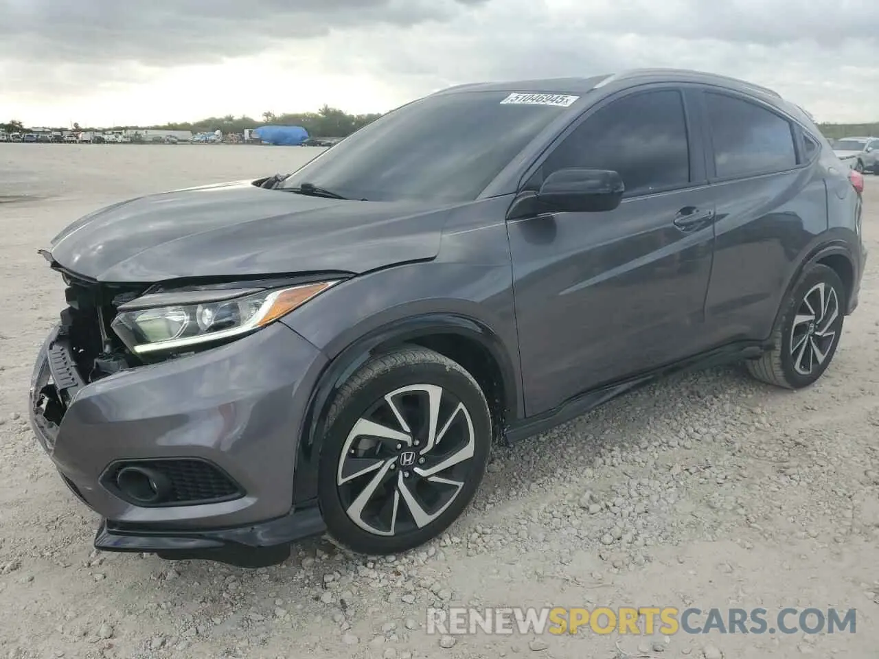 1 Photograph of a damaged car 3CZRU6H18KM729983 HONDA HR-V 2019