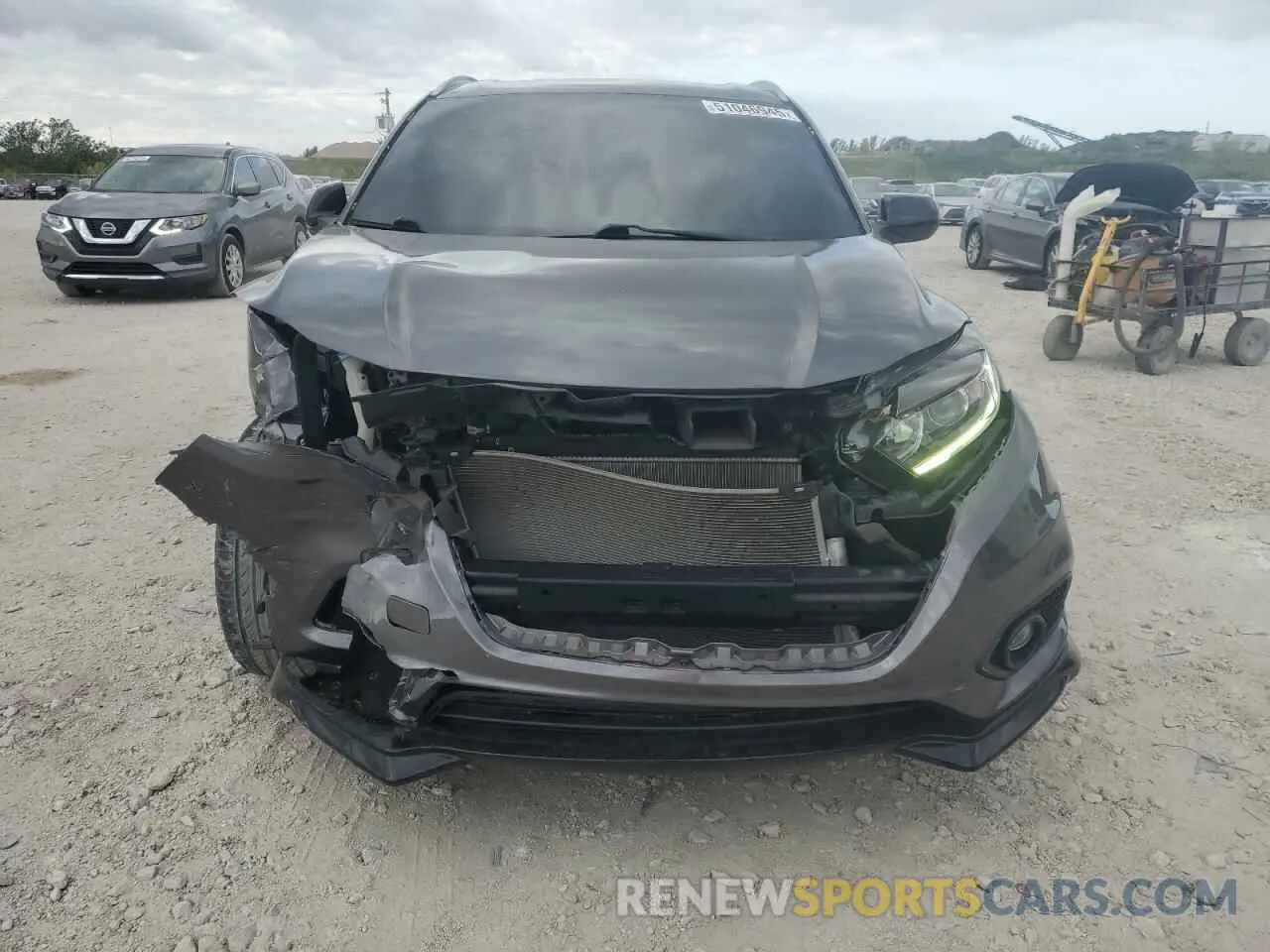 5 Photograph of a damaged car 3CZRU6H18KM729983 HONDA HR-V 2019