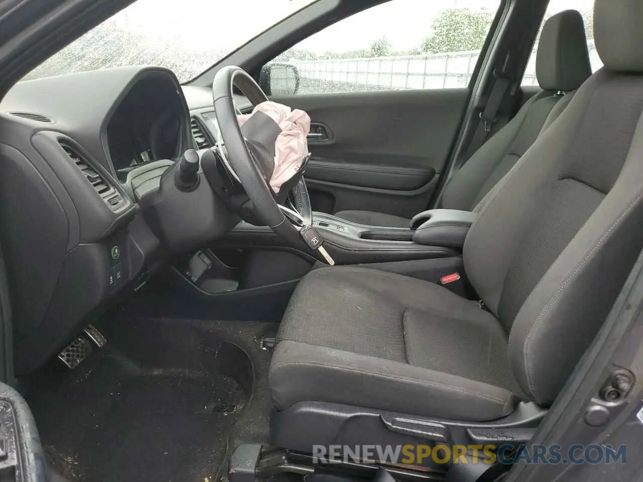 7 Photograph of a damaged car 3CZRU6H19KG715346 HONDA HR-V 2019