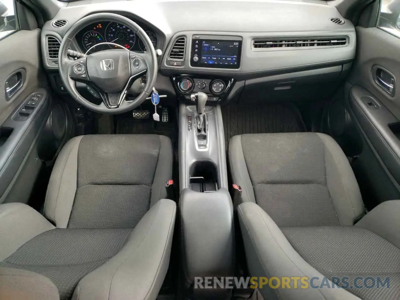 8 Photograph of a damaged car 3CZRU6H19KG716240 HONDA HR-V 2019