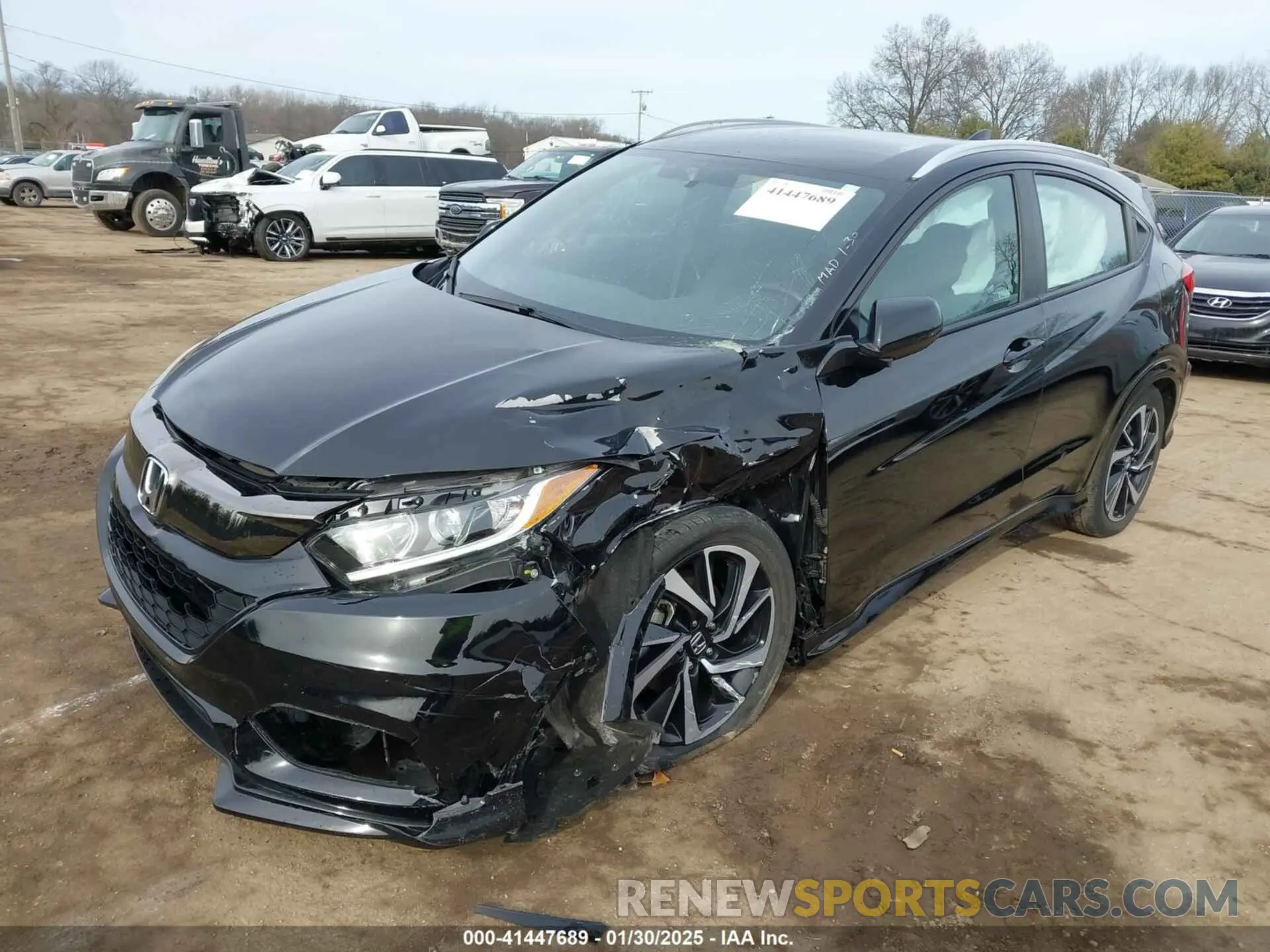 6 Photograph of a damaged car 3CZRU6H19KG718344 HONDA HR-V 2019