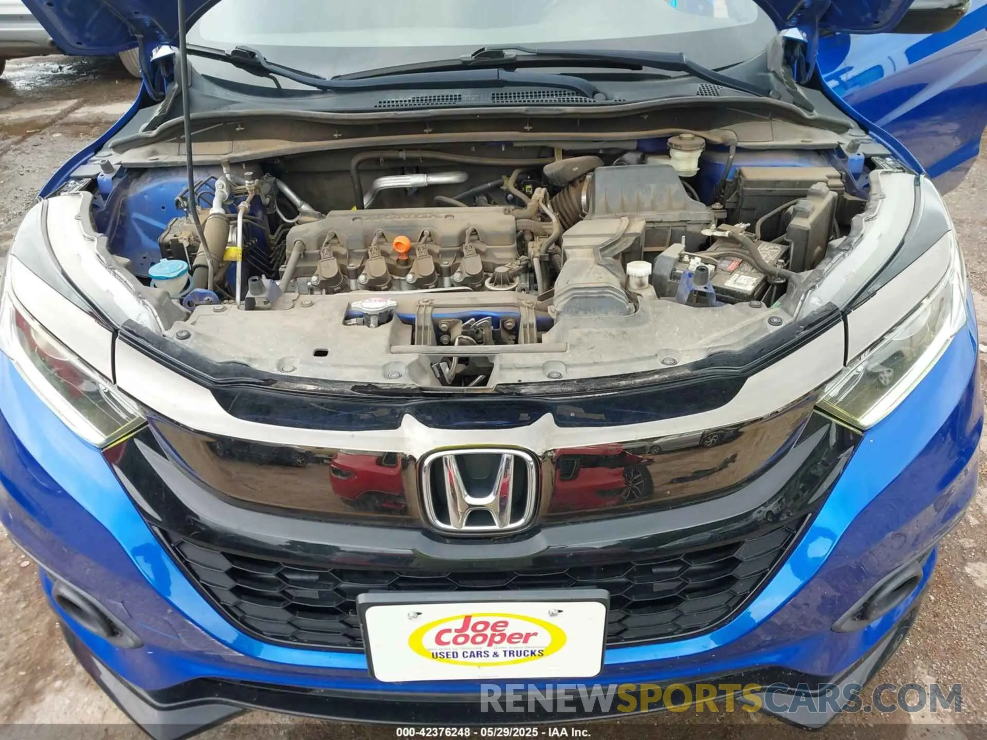 10 Photograph of a damaged car 3CZRU6H19KG719476 HONDA HR-V 2019
