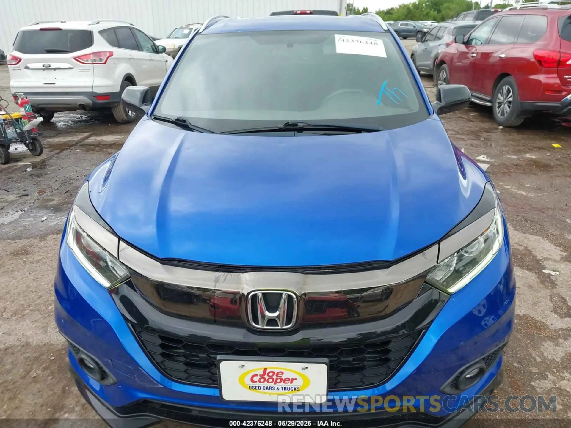 12 Photograph of a damaged car 3CZRU6H19KG719476 HONDA HR-V 2019