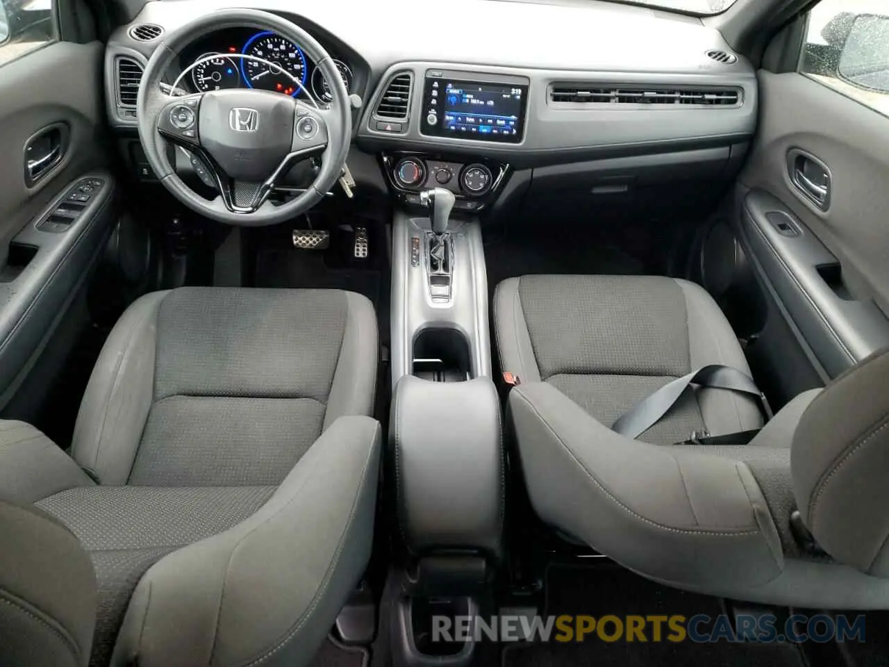 8 Photograph of a damaged car 3CZRU6H19KG724953 HONDA HR-V 2019
