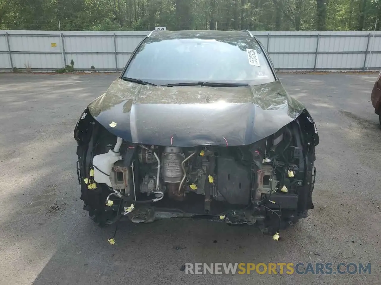 5 Photograph of a damaged car 3CZRU6H19KG728789 HONDA HR-V 2019