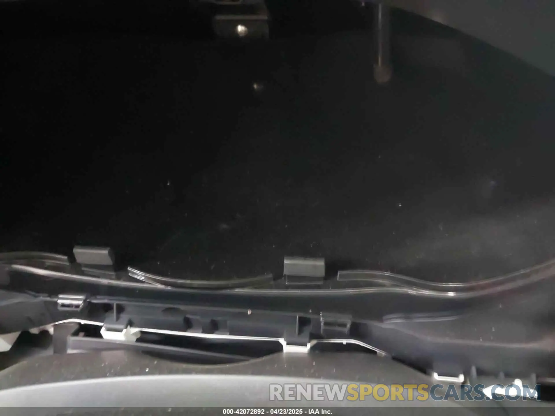 7 Photograph of a damaged car 3CZRU6H1XKM705684 HONDA HR-V 2019