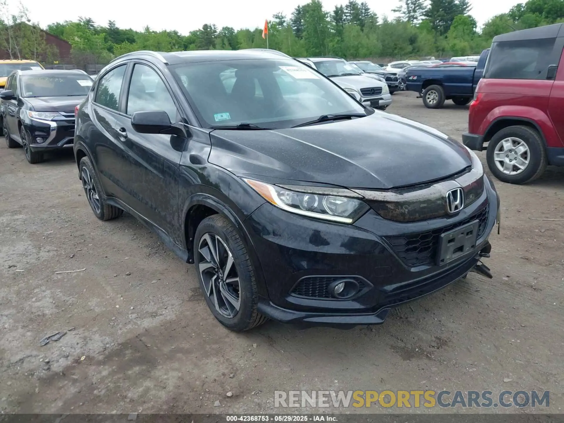 1 Photograph of a damaged car 3CZRU6H1XKM741116 HONDA HR-V 2019