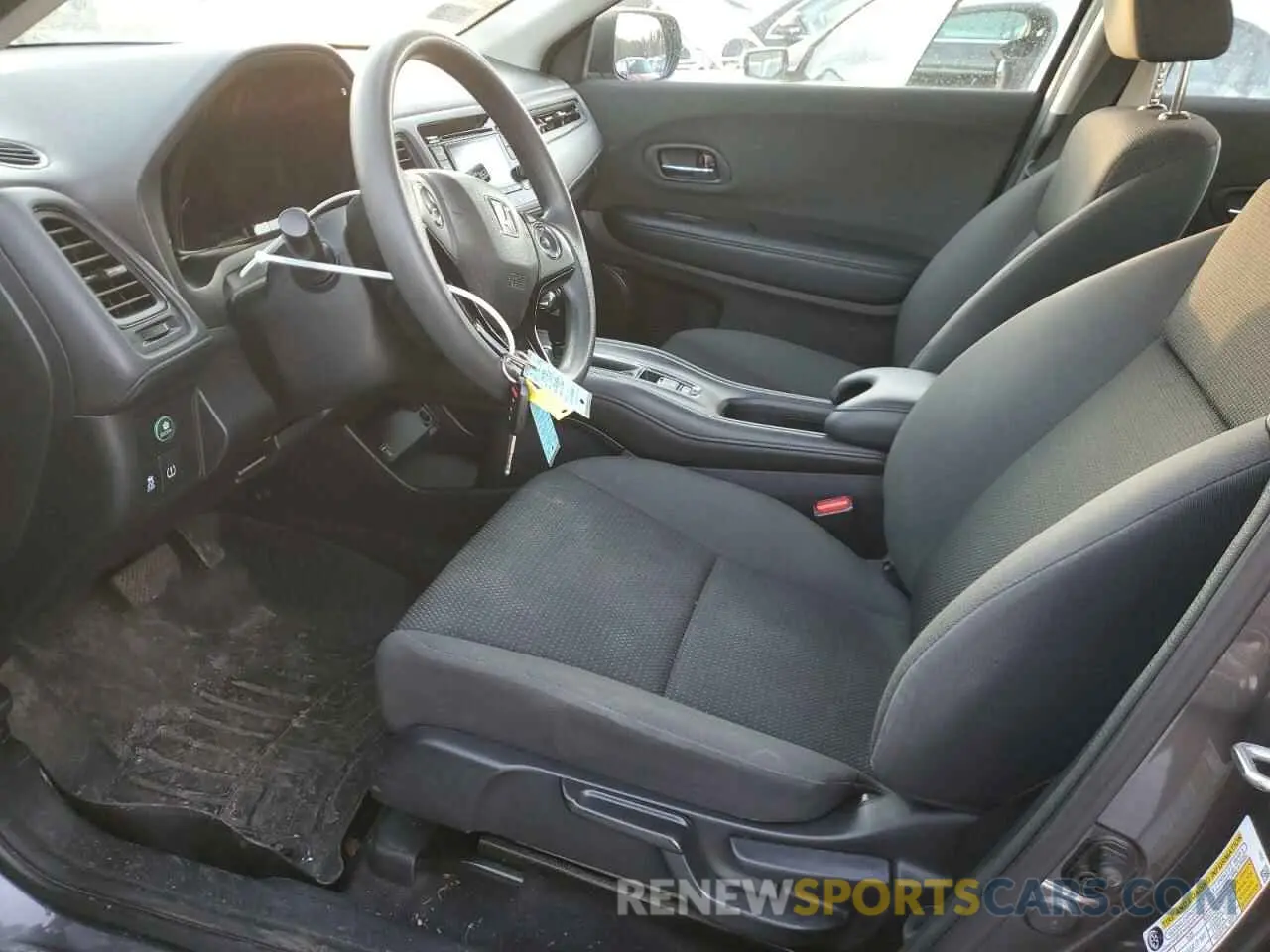 7 Photograph of a damaged car 3CZRU6H31KG722826 HONDA HR-V 2019