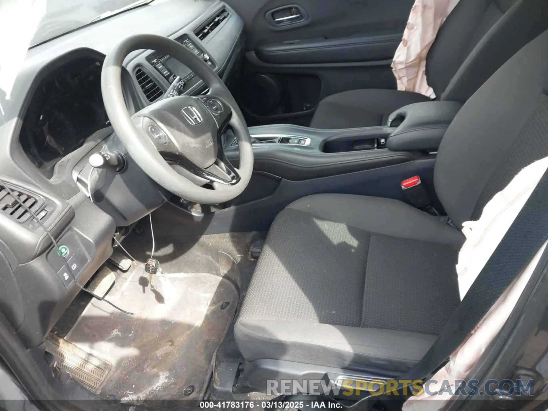 5 Photograph of a damaged car 3CZRU6H32KG710054 HONDA HR-V 2019