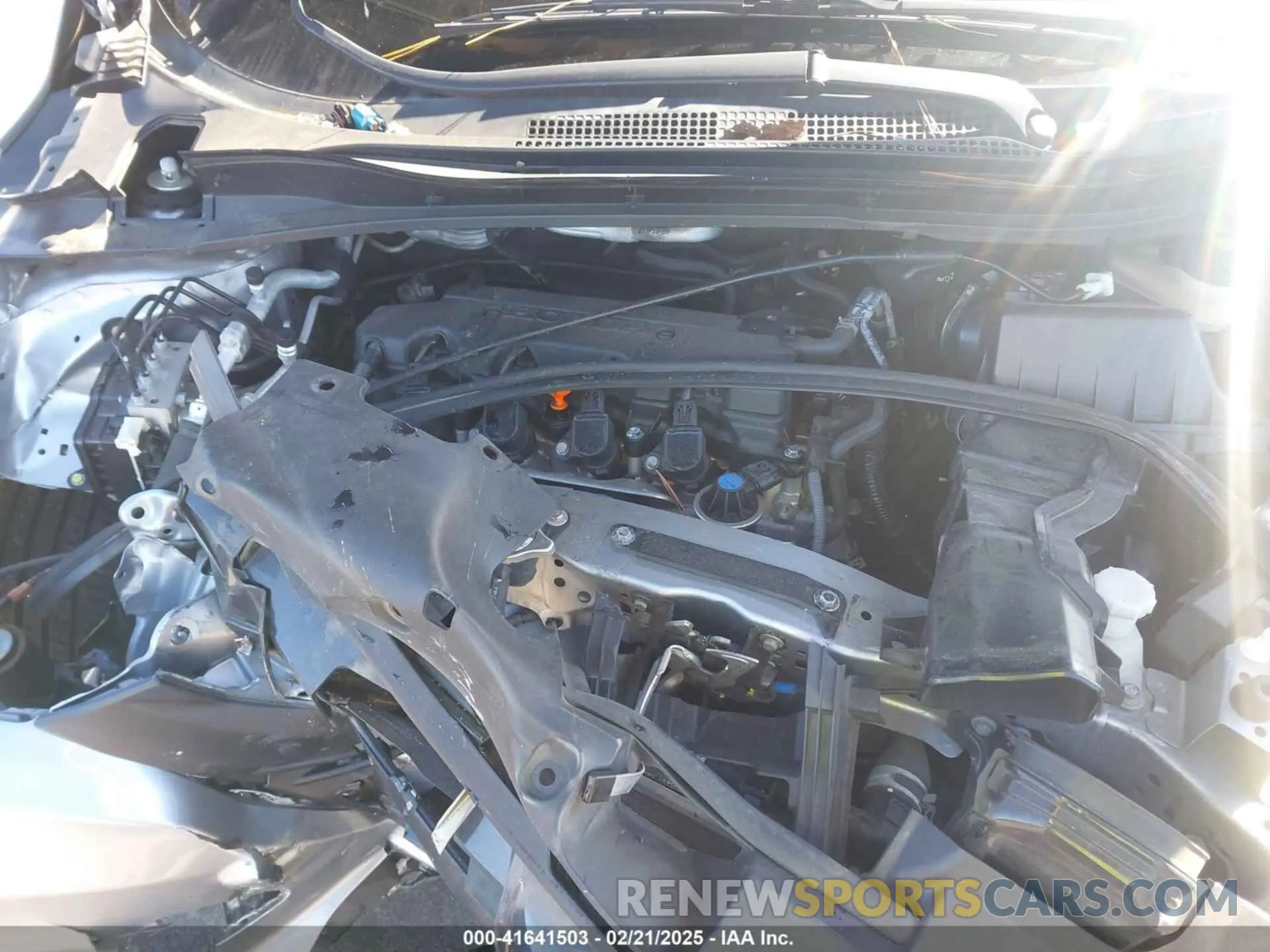 10 Photograph of a damaged car 3CZRU6H32KG732412 HONDA HR-V 2019