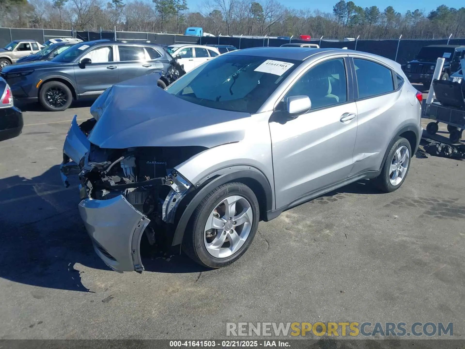 2 Photograph of a damaged car 3CZRU6H32KG732412 HONDA HR-V 2019