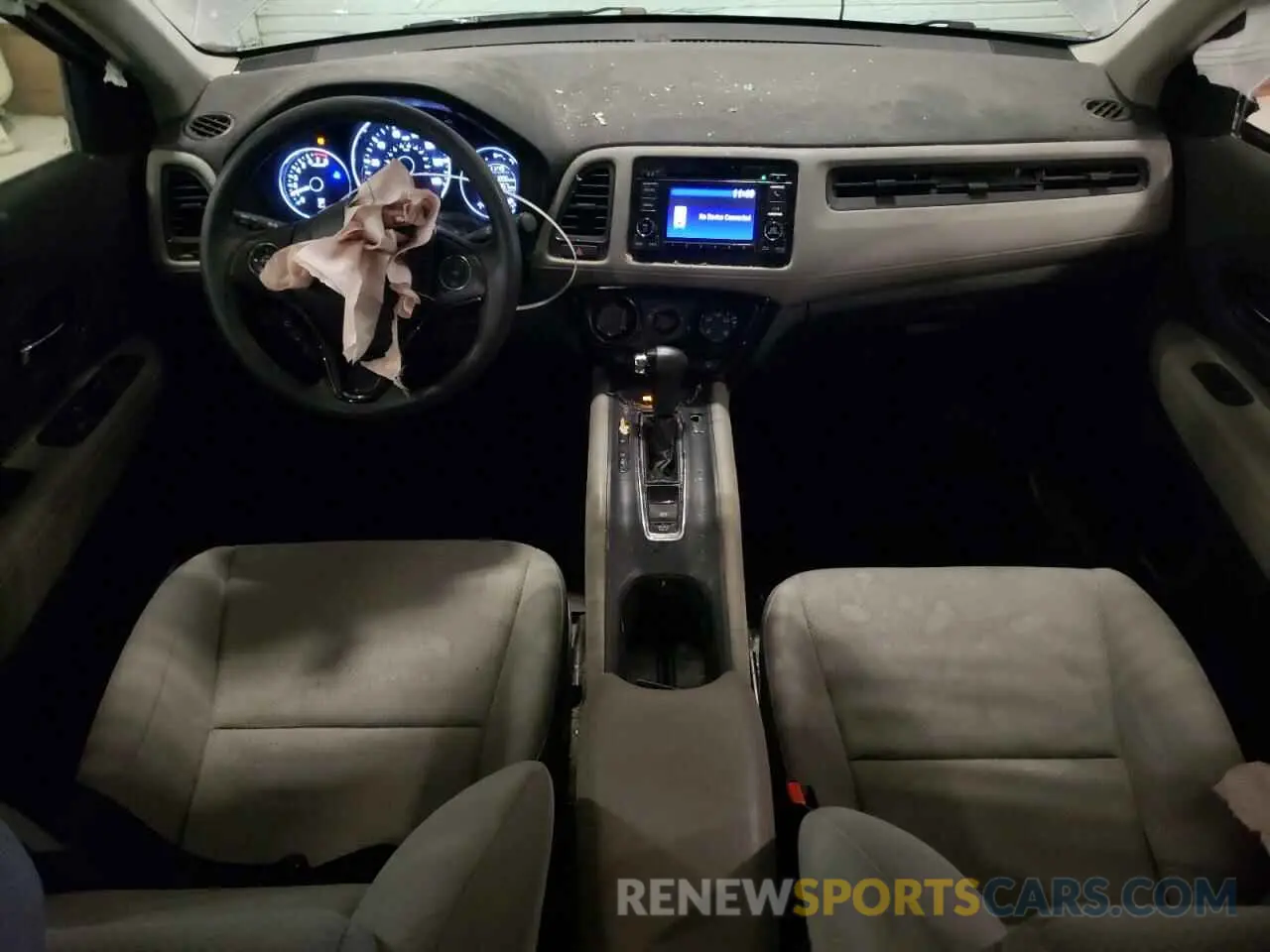 8 Photograph of a damaged car 3CZRU6H32KG732880 HONDA HR-V 2019