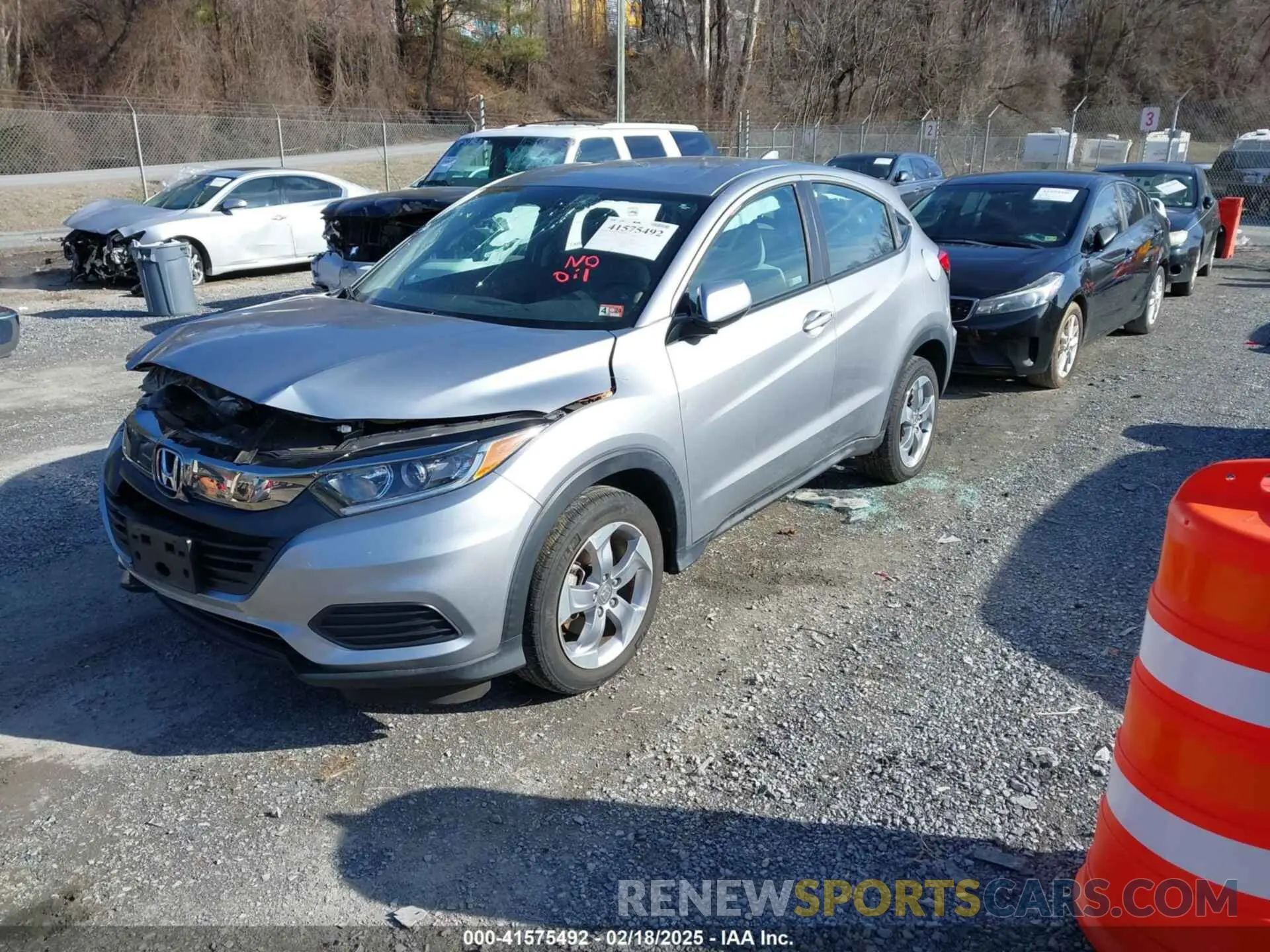2 Photograph of a damaged car 3CZRU6H33KG728028 HONDA HR-V 2019