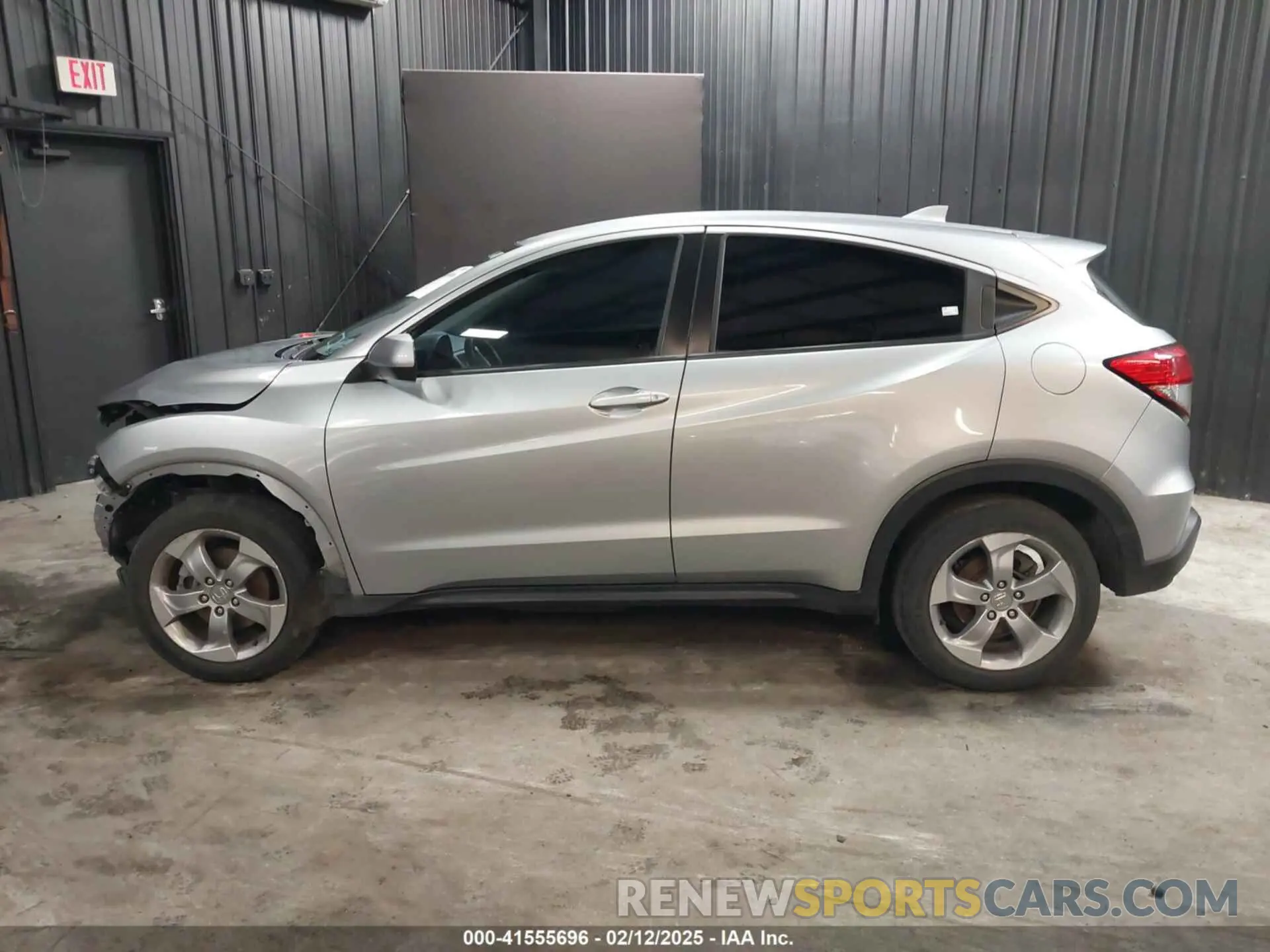 15 Photograph of a damaged car 3CZRU6H33KG733665 HONDA HR-V 2019
