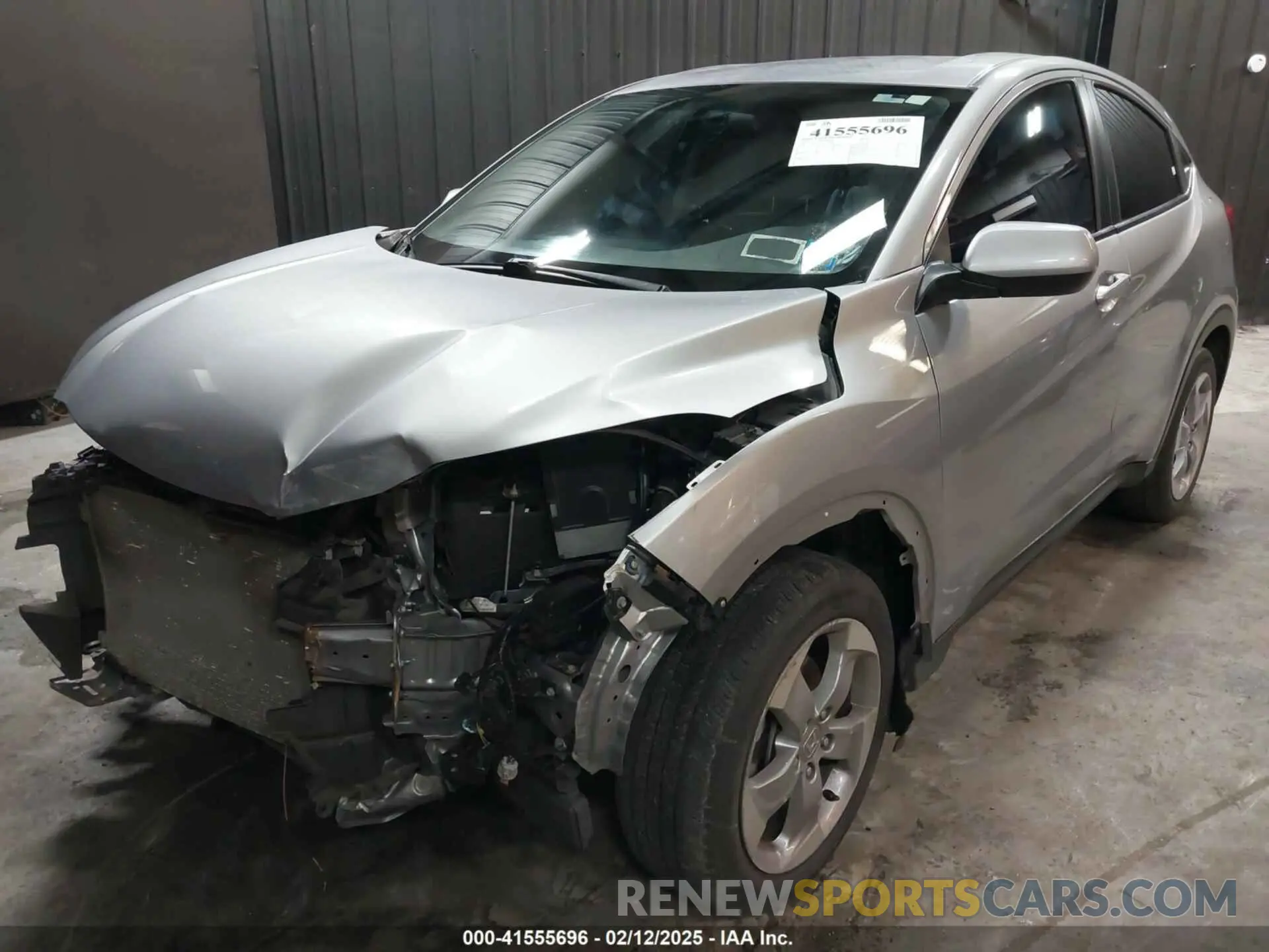 2 Photograph of a damaged car 3CZRU6H33KG733665 HONDA HR-V 2019