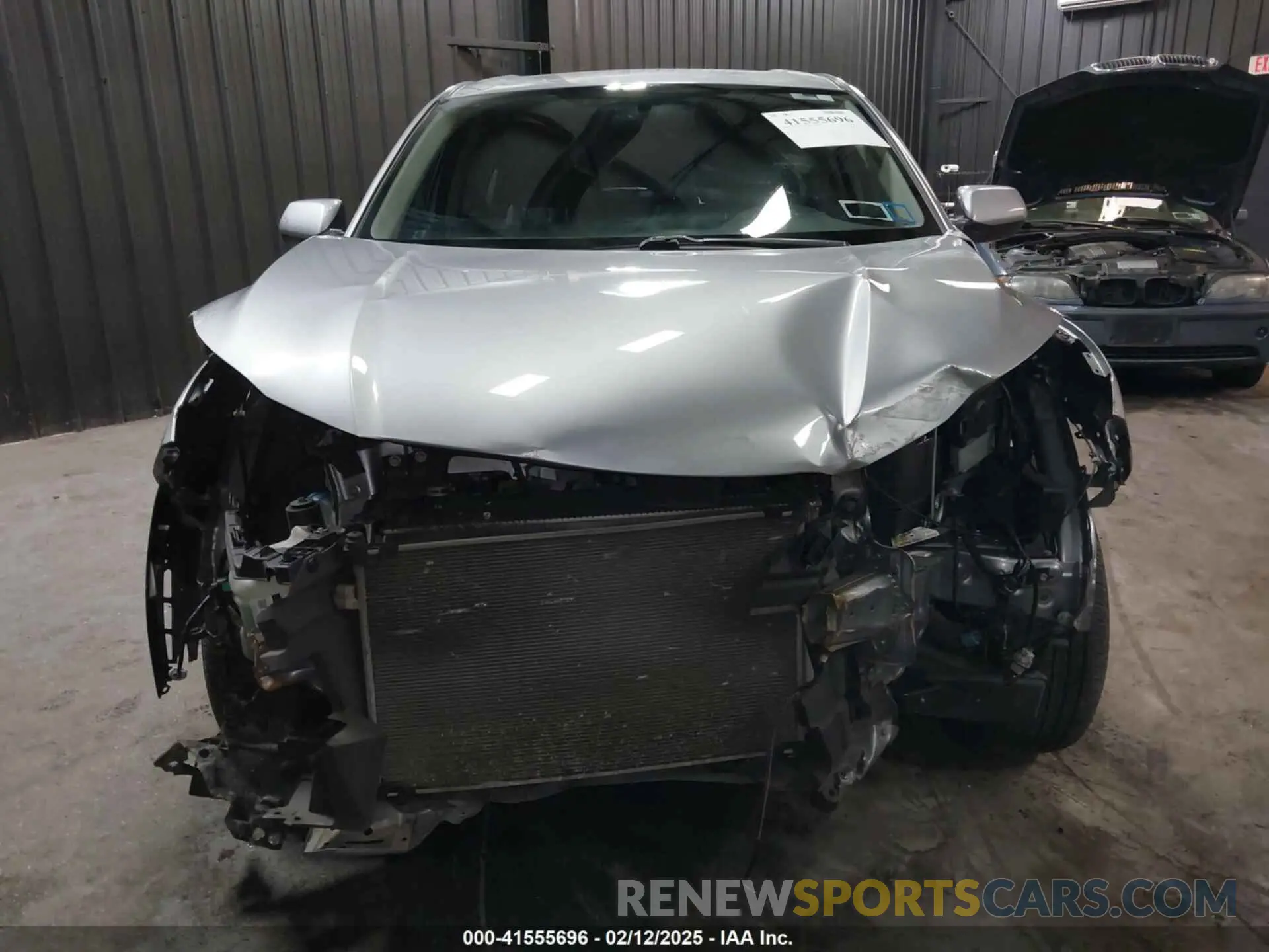 6 Photograph of a damaged car 3CZRU6H33KG733665 HONDA HR-V 2019