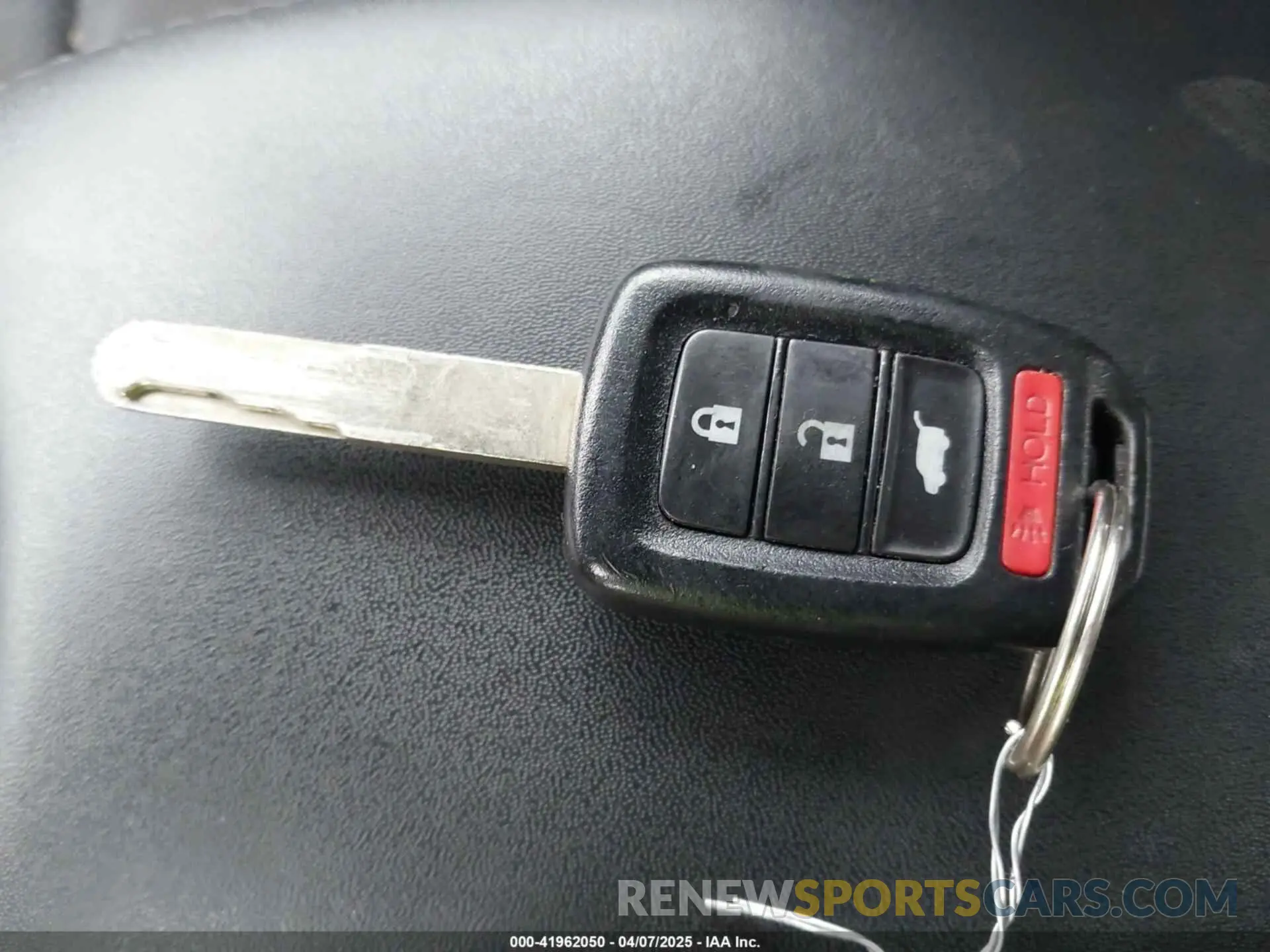 11 Photograph of a damaged car 3CZRU6H34KG723680 HONDA HR-V 2019