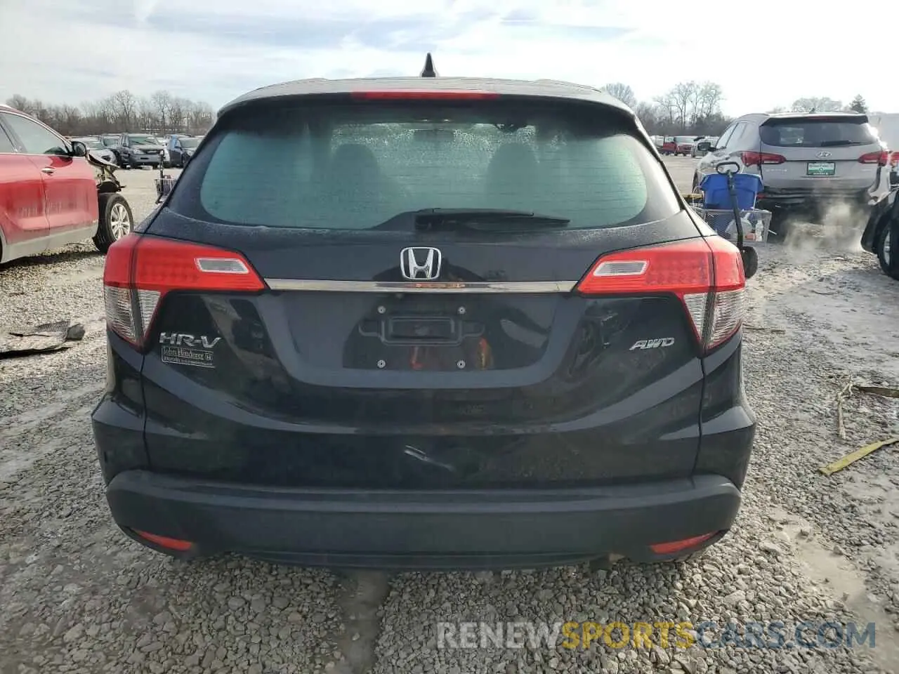 6 Photograph of a damaged car 3CZRU6H34KG727096 HONDA HR-V 2019