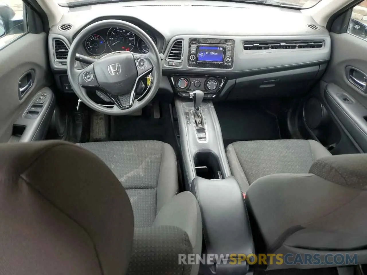 8 Photograph of a damaged car 3CZRU6H34KG729835 HONDA HR-V 2019