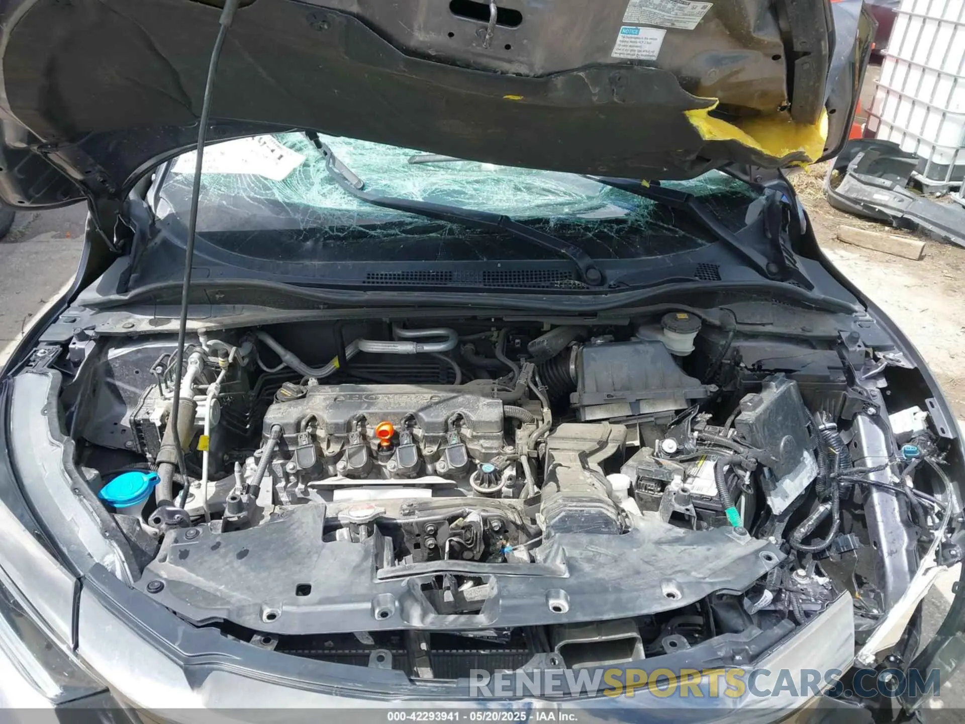 10 Photograph of a damaged car 3CZRU6H34KM728685 HONDA HR-V 2019