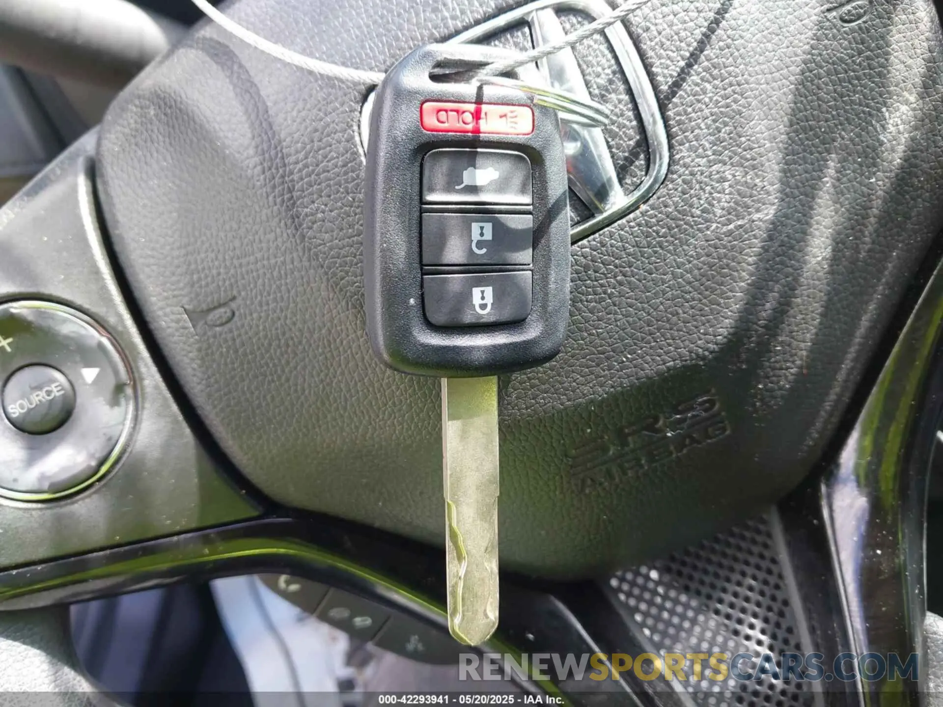 11 Photograph of a damaged car 3CZRU6H34KM728685 HONDA HR-V 2019