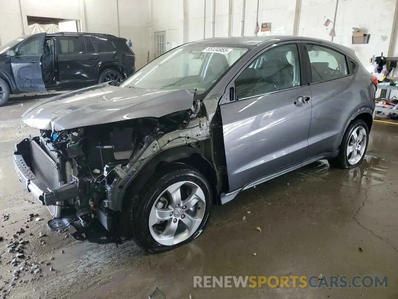 1 Photograph of a damaged car 3CZRU6H35KG713711 HONDA HR-V 2019