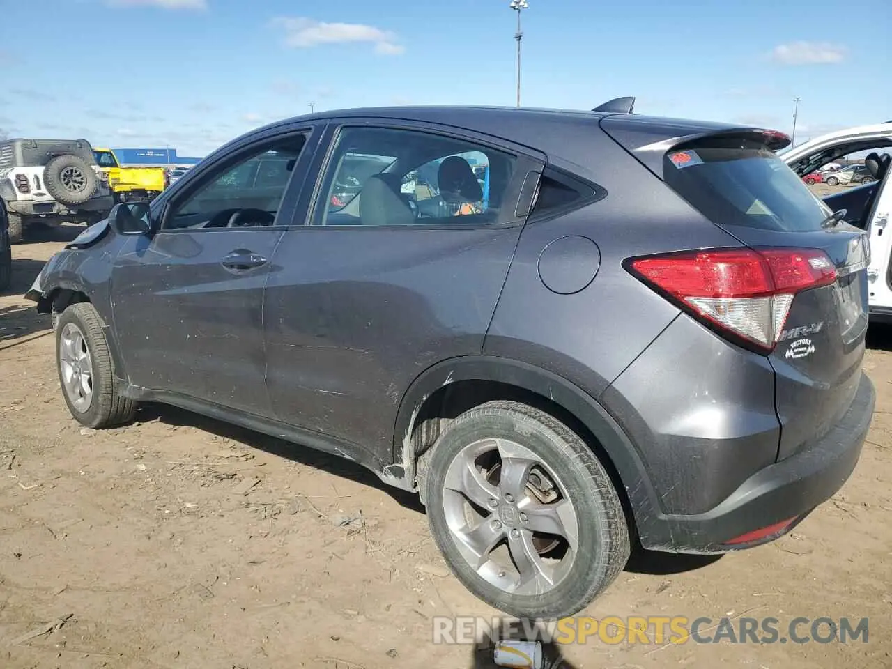 2 Photograph of a damaged car 3CZRU6H35KG722831 HONDA HR-V 2019