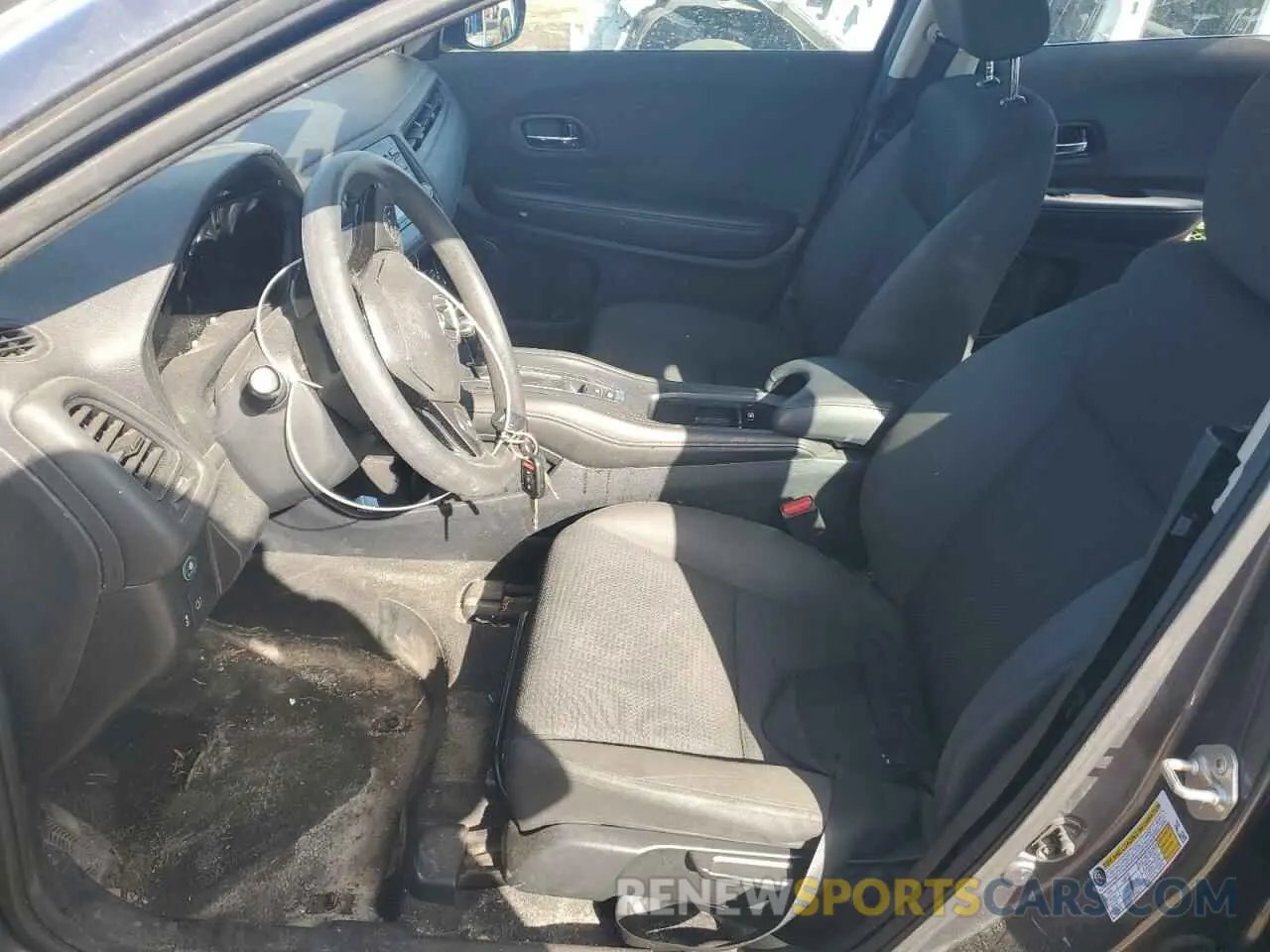 7 Photograph of a damaged car 3CZRU6H35KG722831 HONDA HR-V 2019