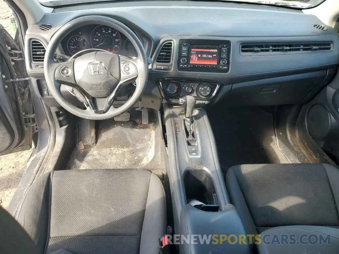 8 Photograph of a damaged car 3CZRU6H35KG722831 HONDA HR-V 2019