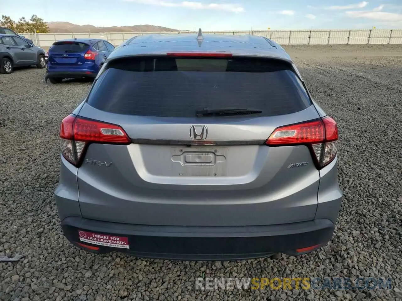 6 Photograph of a damaged car 3CZRU6H36KG703351 HONDA HR-V 2019