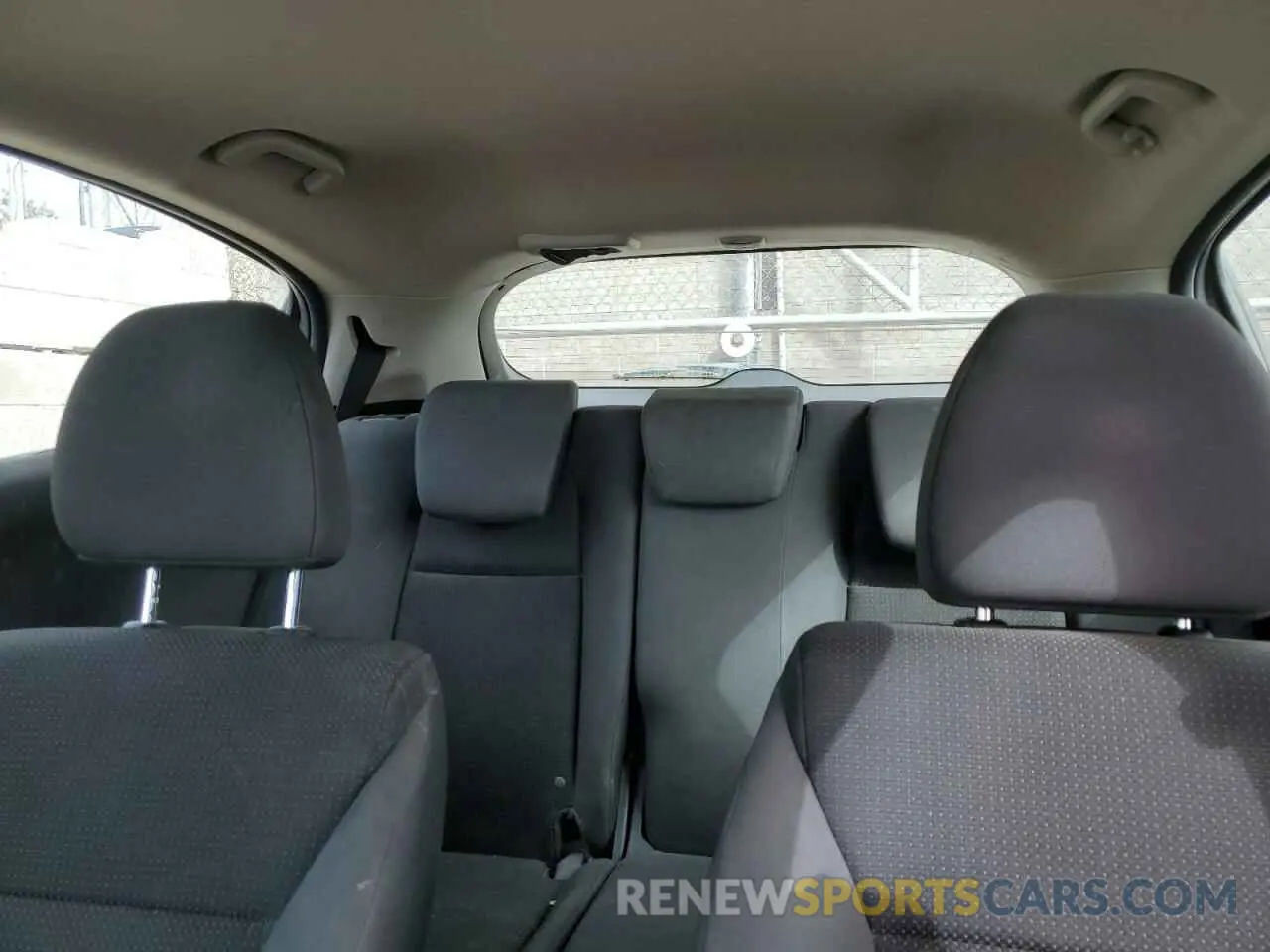10 Photograph of a damaged car 3CZRU6H36KG708243 HONDA HR-V 2019