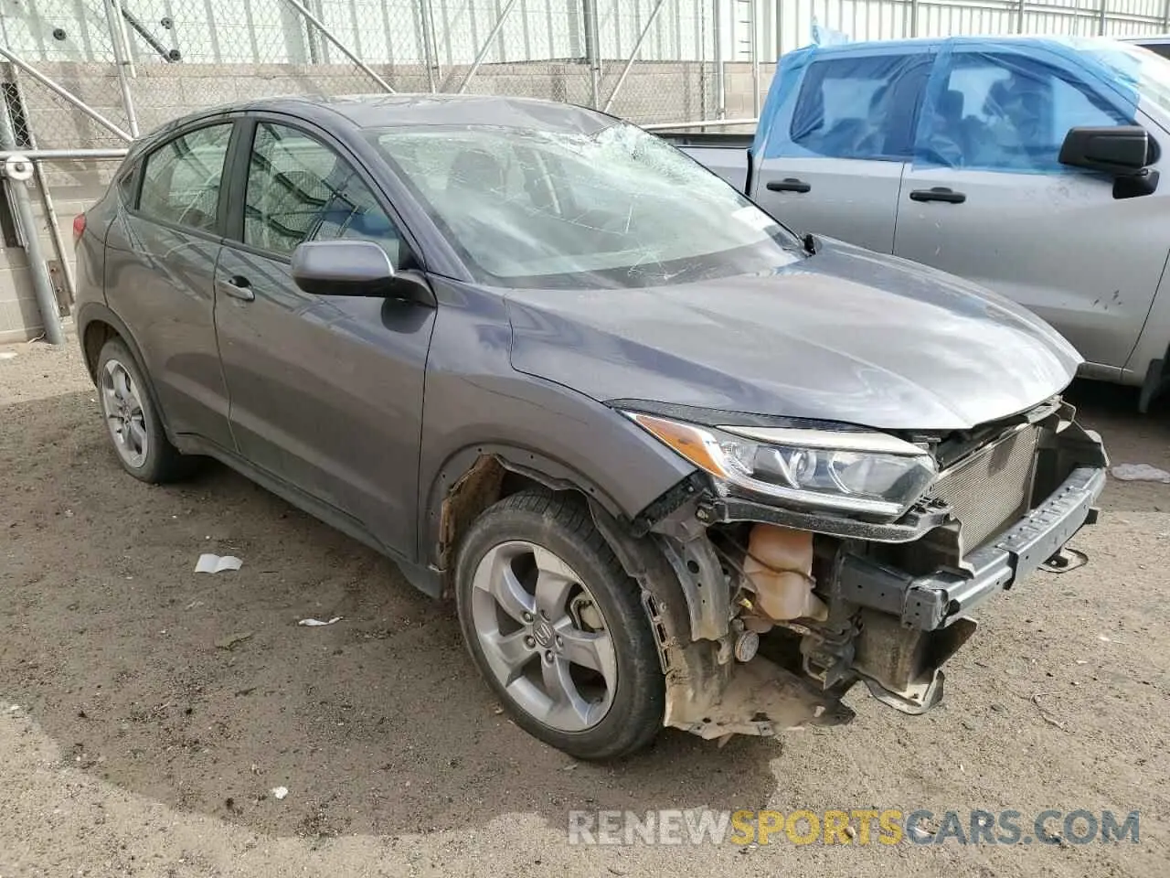 4 Photograph of a damaged car 3CZRU6H36KG708243 HONDA HR-V 2019